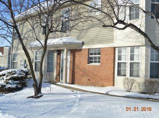 2190 Rob Roy Ct, Hanover Park, IL 60133