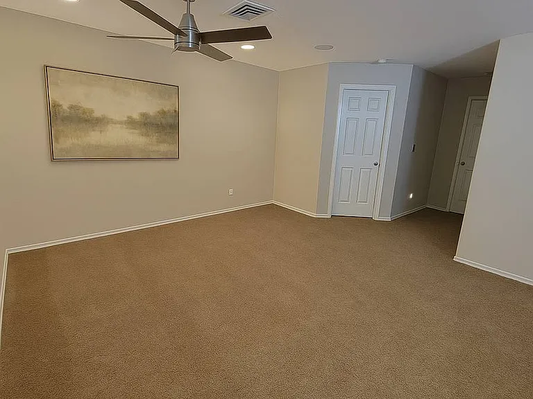 2846 Seville Ln — Photo 7