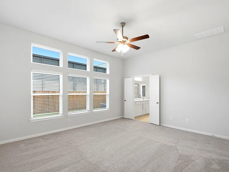 2106 Villa Flora Ln — Photo 37