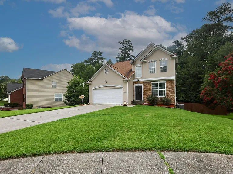 2895 Haynes Club Cir SW — Photo 1