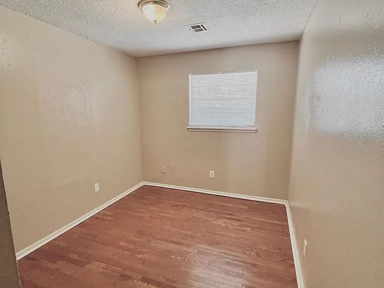 2124 Allenhurst St — Photo 14