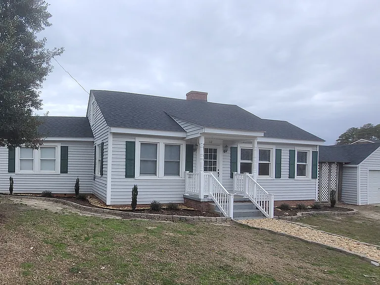 112 Barker St — Photo 2