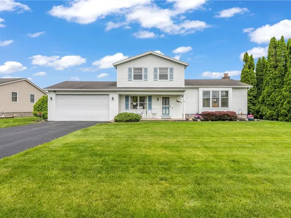 60 Flynnwood Dr, Rochester, NY 14612