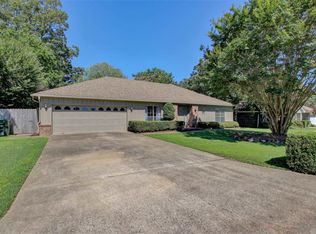4306 Oaks Bluff Dr, Little Rock, AR 72223