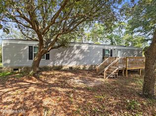 293 Sycamore Rd, Southport, NC 28461