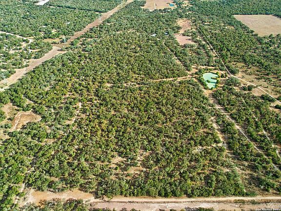 3rd image of 3001 Curry