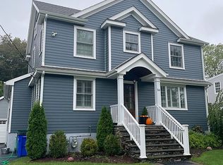 56 Longdean Rd, Fairfield, CT 06824