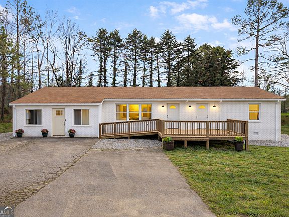 2nd image of 156 White Pine Rd