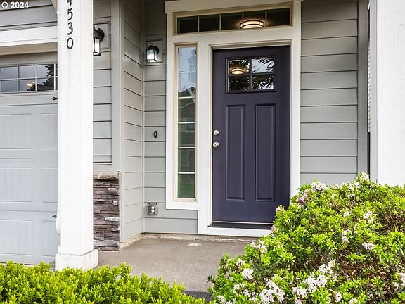 2nd image of 4530 NE 91st Way