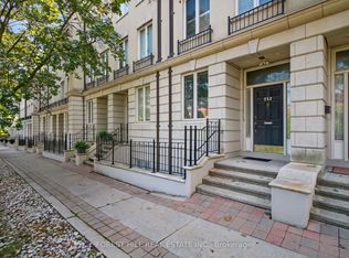 252 Spadina Rd, Toronto, ON M5R2V1