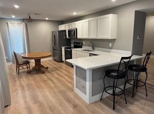 76 Grandview Ave #B, Catskill, NY 12414