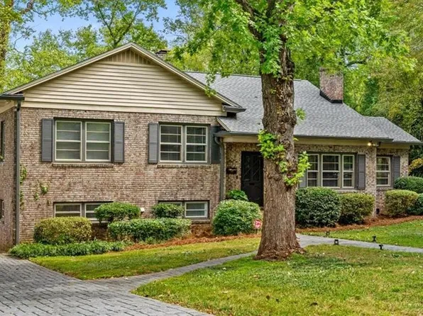 2002 Cleburne St, Greensboro, NC 27408