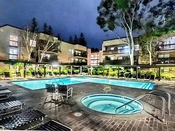 22100 Burbank Blvd Unit 103, Woodland Hills, CA 91367
