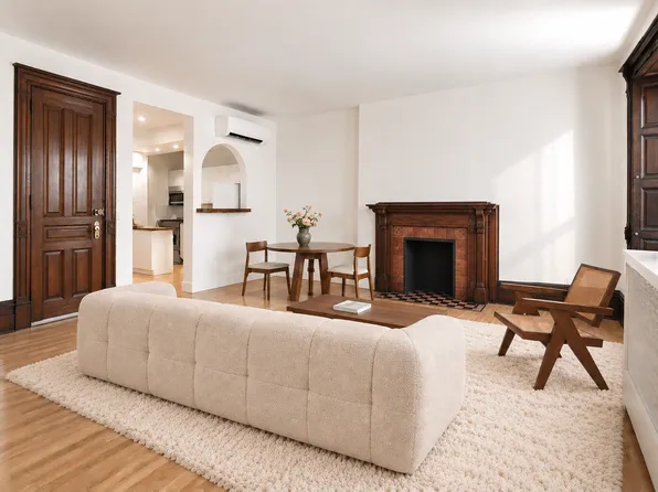 43 W 84th St APT 2, New York, NY 10024