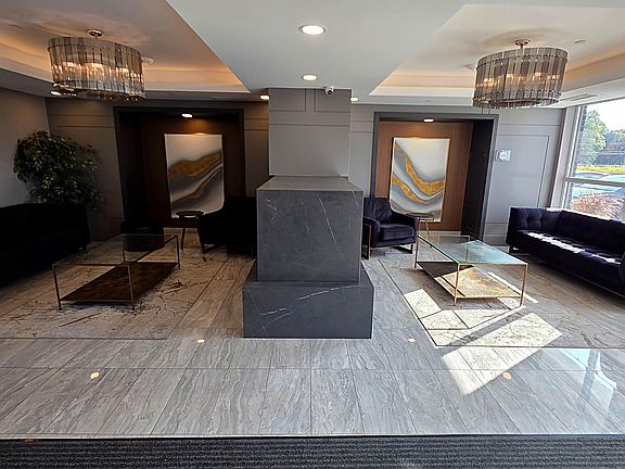 5th image of 5055 Greenlane Rd #117