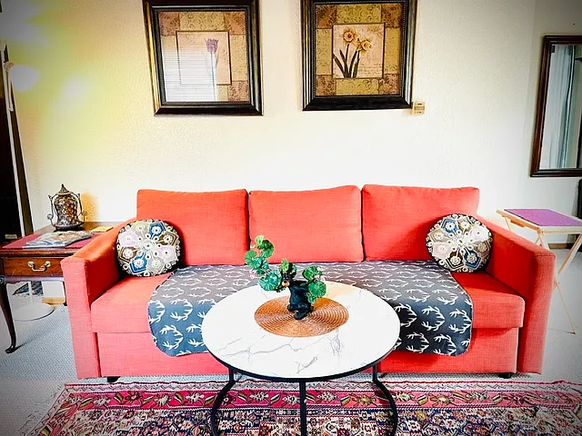 551 Los Angeles Ave — Photo 3
