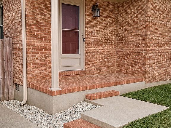 2nd image of 246 Courchelle Dr #244