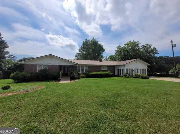 1140 Lafayette Hwy, Roanoke, AL 36274