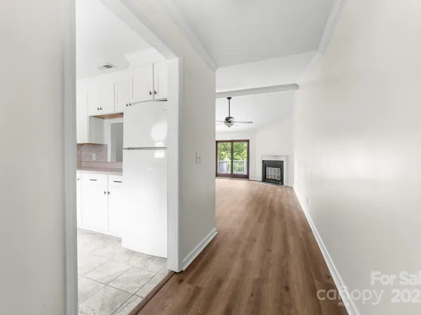 231 Ramsey Ct, Statesville, NC 28677