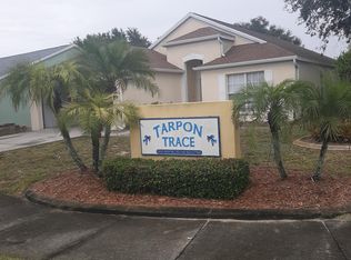 1703 Capri Ln, Tarpon Springs, FL 34689