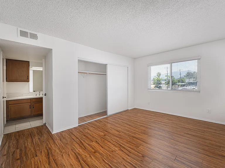 10133 Tujunga Canyon Blvd #12 — Photo 14