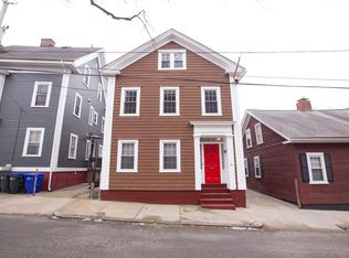 78 Arnold St, Providence, RI 02906