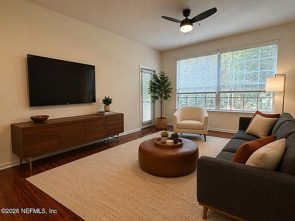3rd image of 10550 BAYMEADOWS Road #517