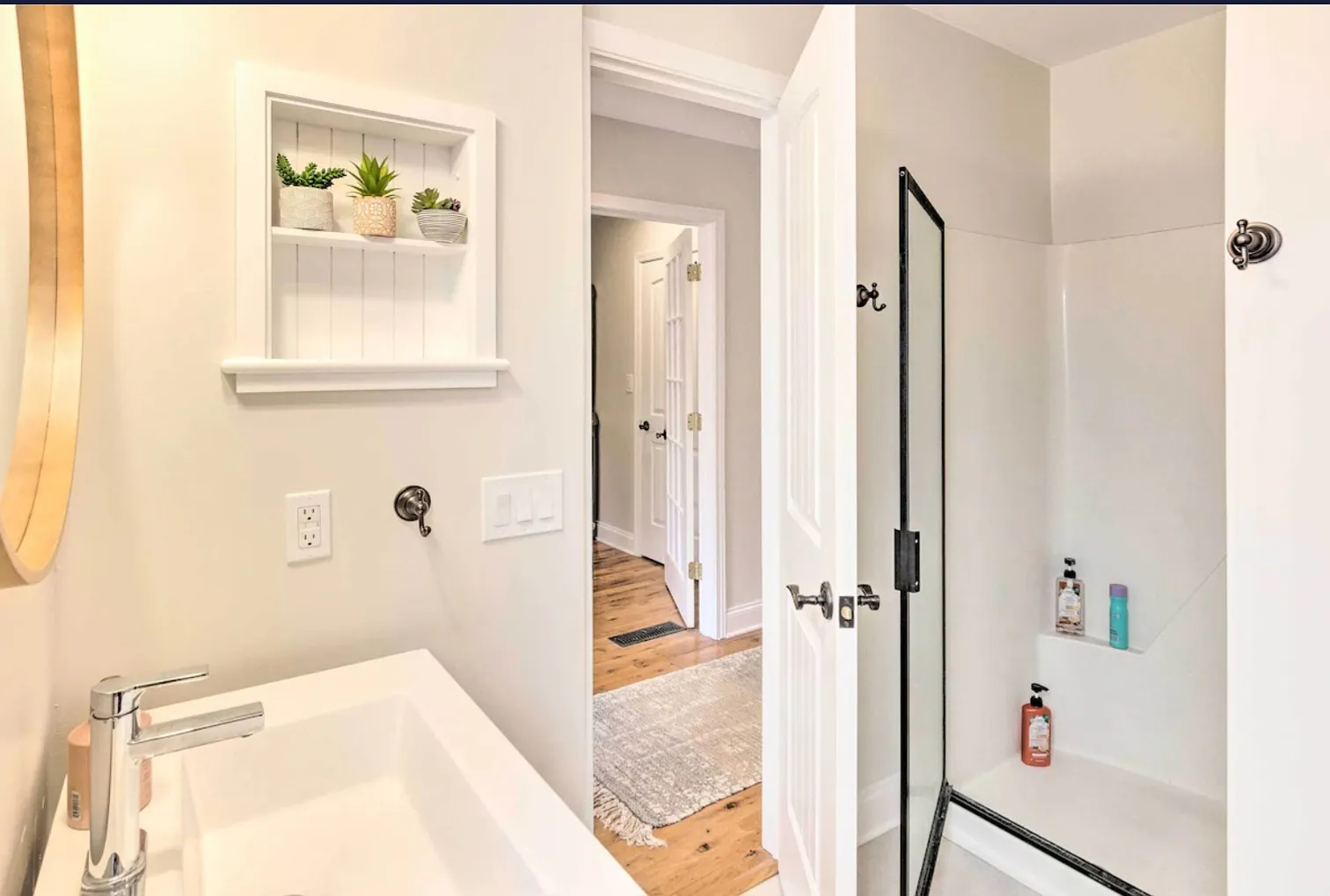 4 bed, 1500 sqft, $3,500 — Photo 1