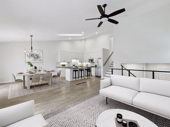 6167 Creek Line Dr, Minnetonka, MN 55345