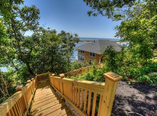 803 S Main St, Centerville, MA 02632