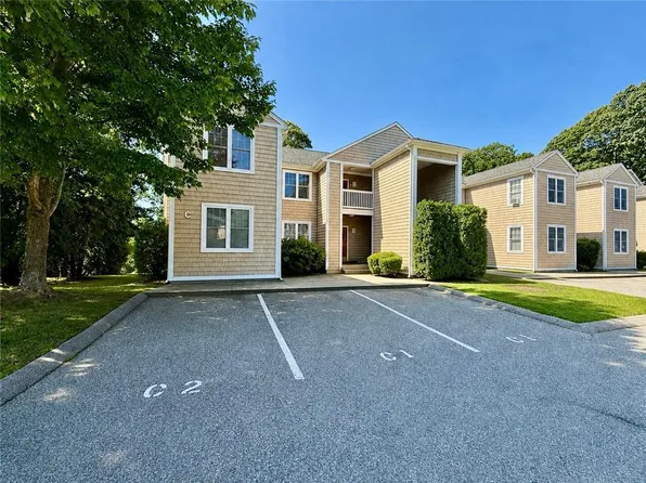 70 Turner St #C2, Warwick, RI 02886
