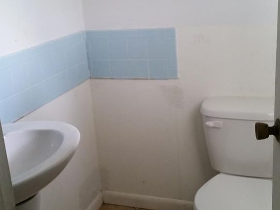 Master Bed Room, Half Bath