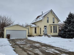 524 Main St, Grinnell, IA 50112