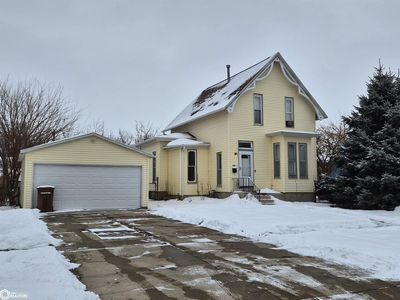 524 Main St, Grinnell, IA, 50112