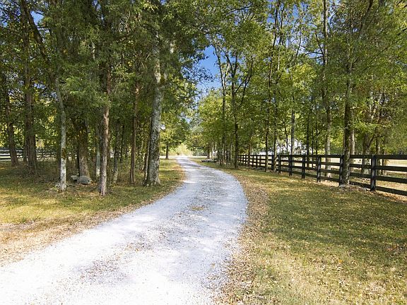 4th image of 3762 Rockdale Fellowship Rd