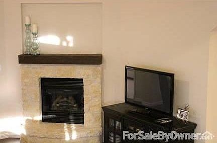 3rd image of 3016 Leesa Dr