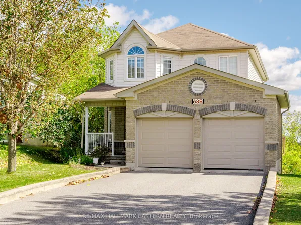688 Trailview Dr, Peterborough, ON K9J 8P1
