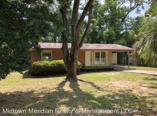 2211 Oxford Rd, Tallahassee, FL 32304