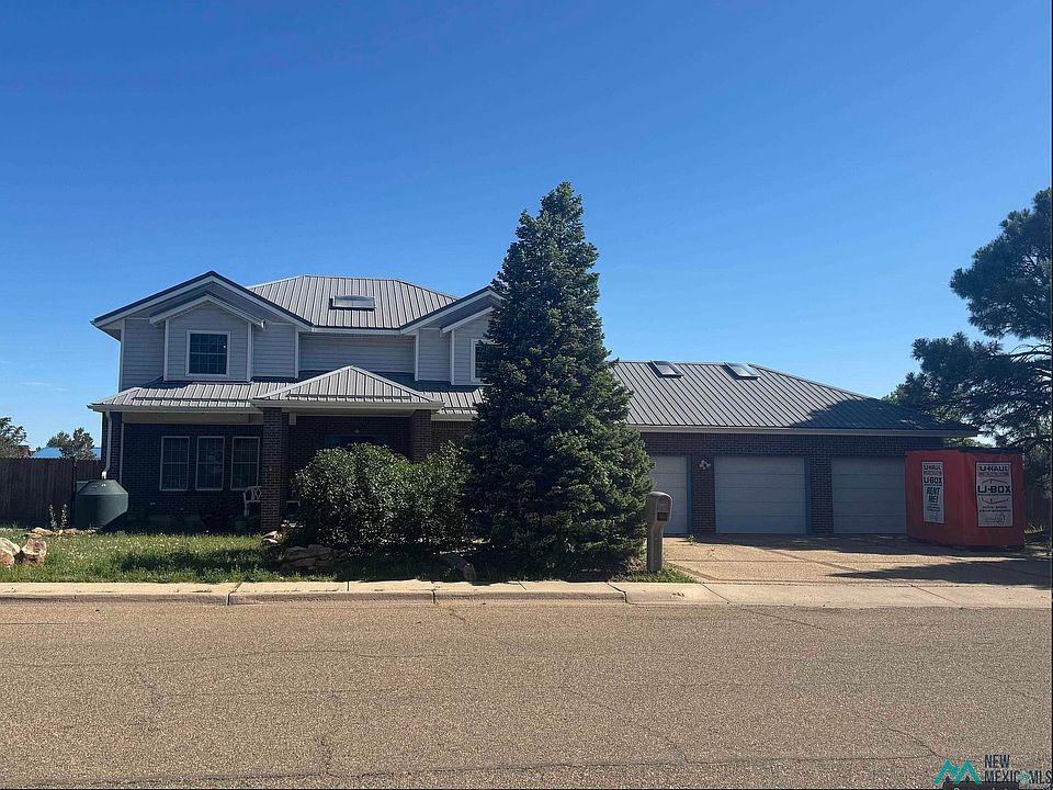 1st image of 478 Christine Dr