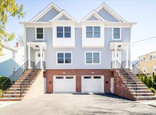 91 Rockwell St, Harrison, NY 10528