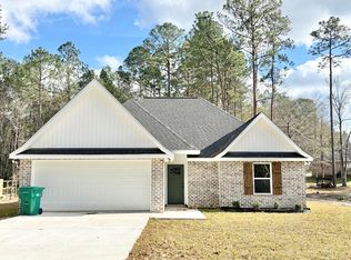 1709 E Lakeshore Dr, Carriere, MS 39426