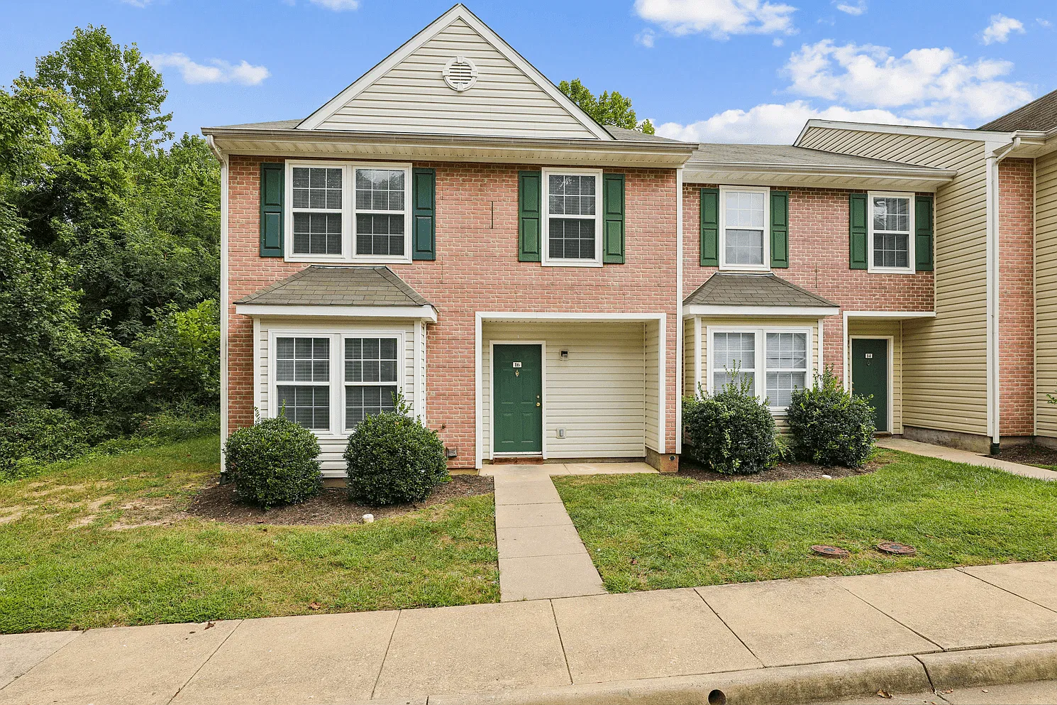 England Run Townhomes — Photo 1