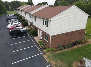 1320 7th Ave SW, Hickory, NC 28602