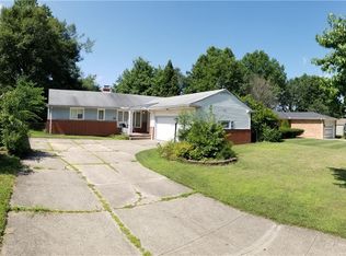 3706 Langton Rd, Cleveland Heights, OH 44121