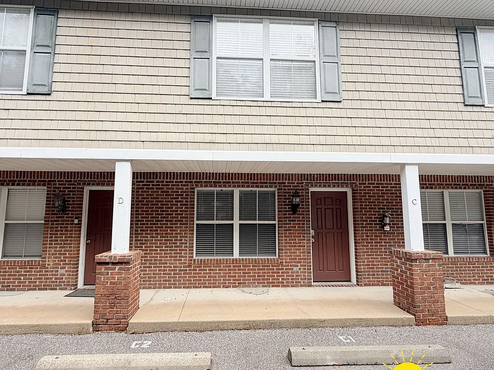 108 Hawkins Rd #C