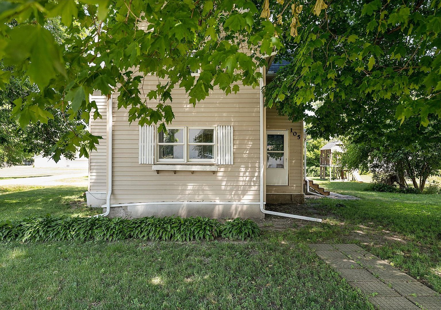 105 N 7th St, Cornell, IL 61319 MLS 11831969 Zillow