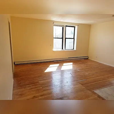 Rented by Home Court Real Estate LLC | media 9