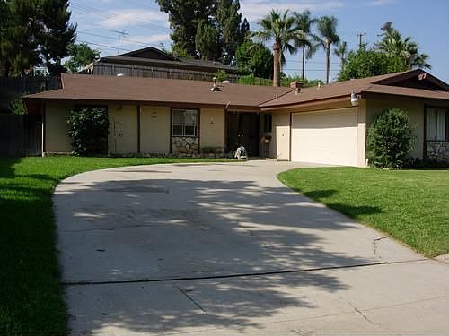 1st image of 22875 Arliss Dr