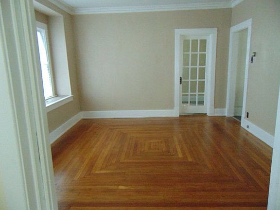 4th image of 2119 Sunrise Ave