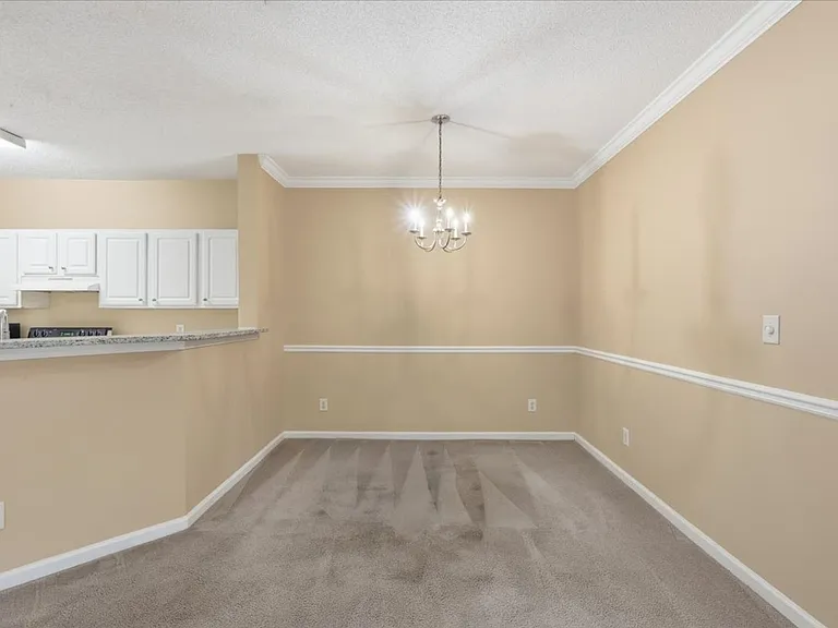 1202 Walden Park Dr — Photo 32
